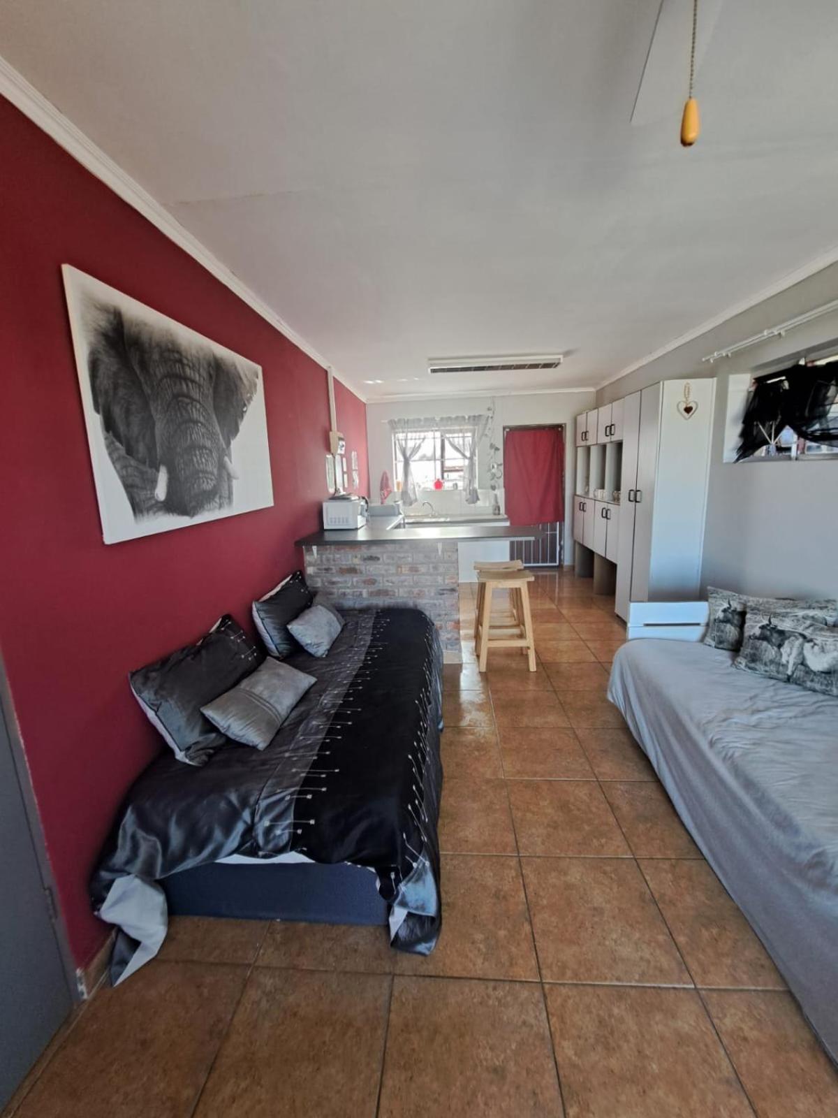 Addo'S Secret Backdoor Lägenhet Port Elizabeth Exteriör bild